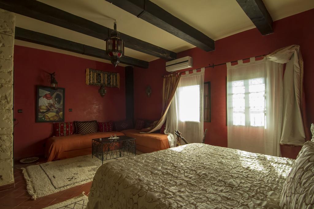 Rose Noire Hotel วาร์ซาเซต ภายนอก รูปภาพ